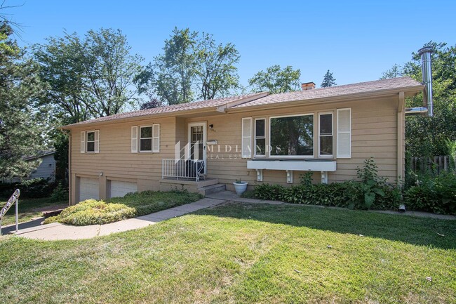 Building Photo - Papillion Ranch