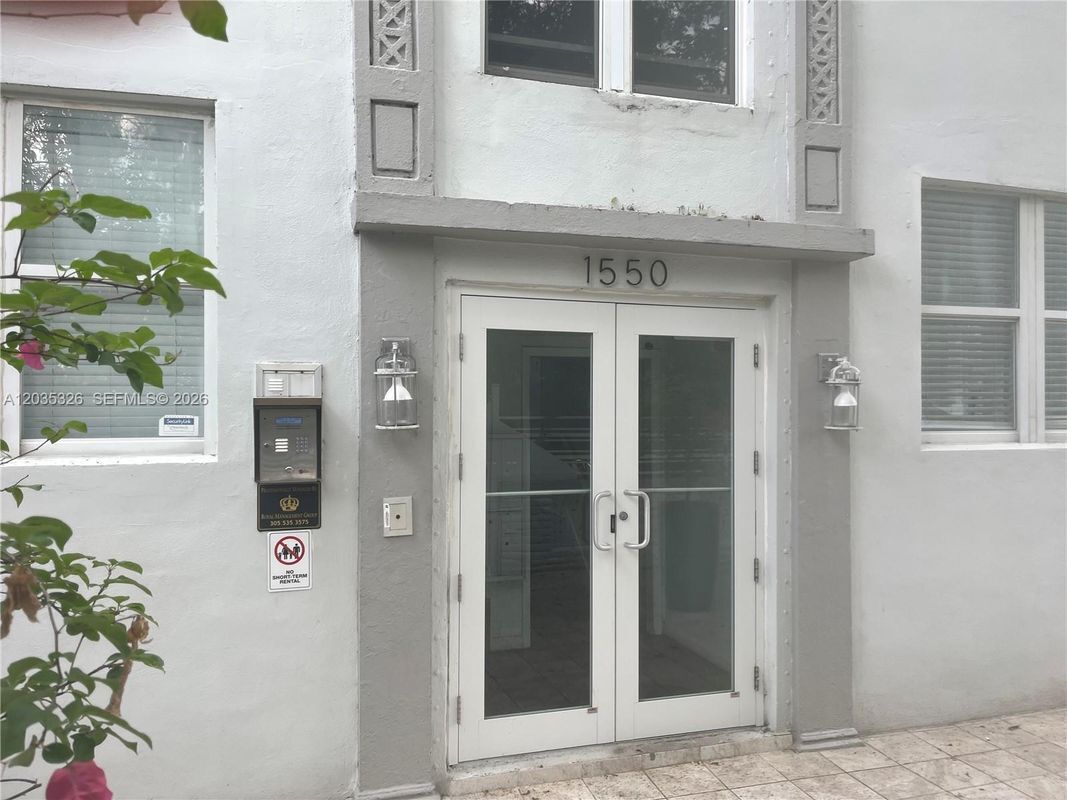 Foto del edificio - 1550 Drexel Ave