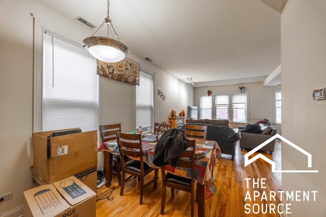 Building Photo - 1720 W Beach Ave