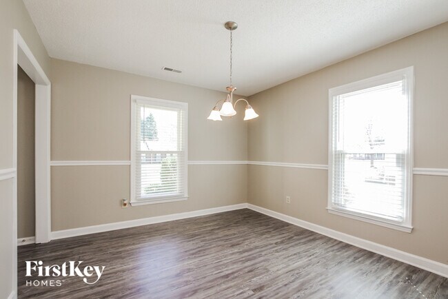 Foto del edificio - 11731 Charnwood Ct