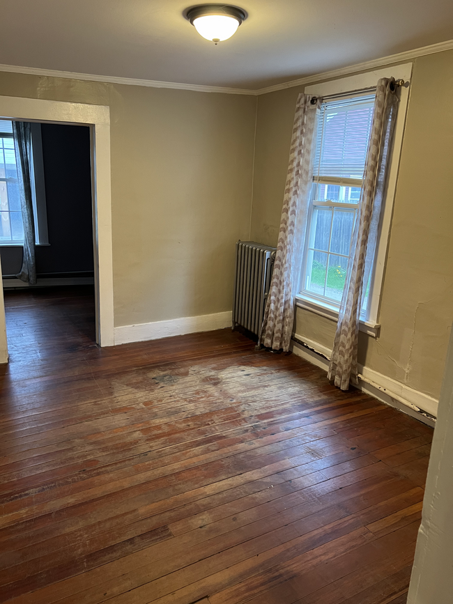 Foyer - 149 Clarendon Ave