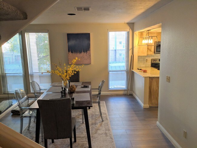 Foto del edificio - 600 NW 4th St