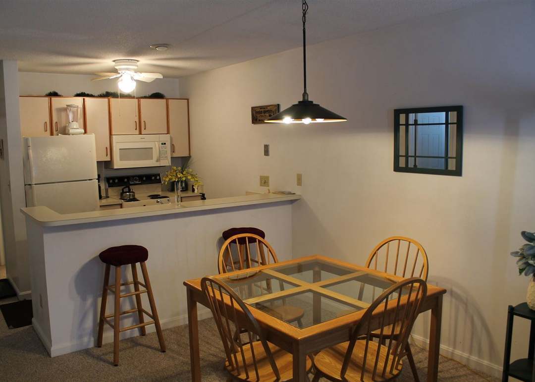 cocina - 10 Lakeside W Dr
