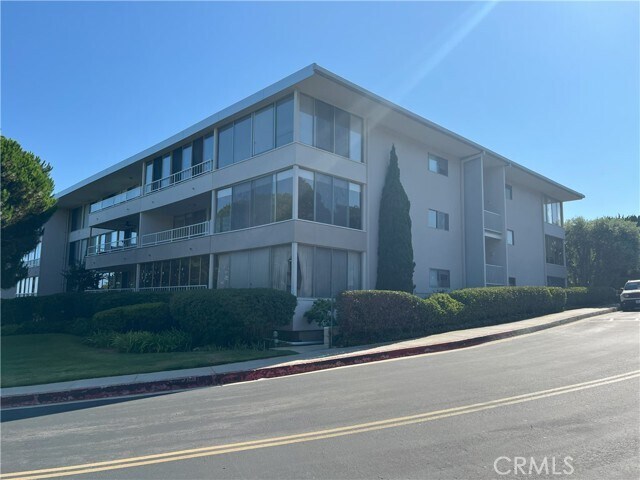Building Photo - 32653 Seagate Dr