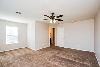 Building Photo - 18215 Rexine Ln