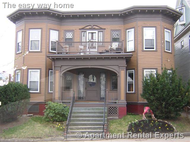 Primary Photo - 104 Summer St