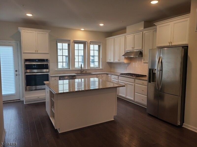 Foto principal - 13 Cortland Ct
