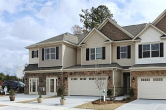 Building Photo - 419 Manchester Park Ln