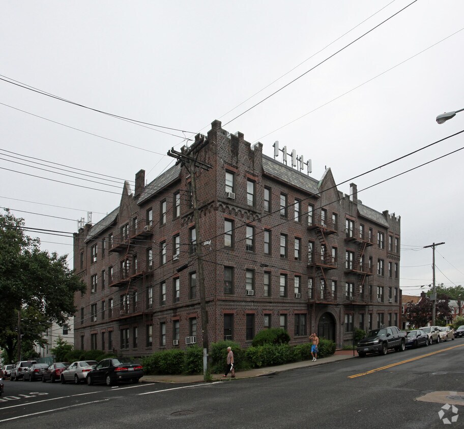 Primary Photo - 198-40 32nd Ave