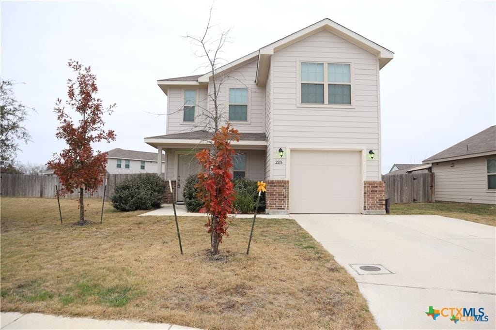 Foto principal - 2216 Mayfield Ln