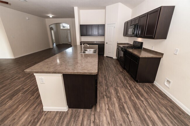 Foto del edificio - 29607 Clover Shore Dr