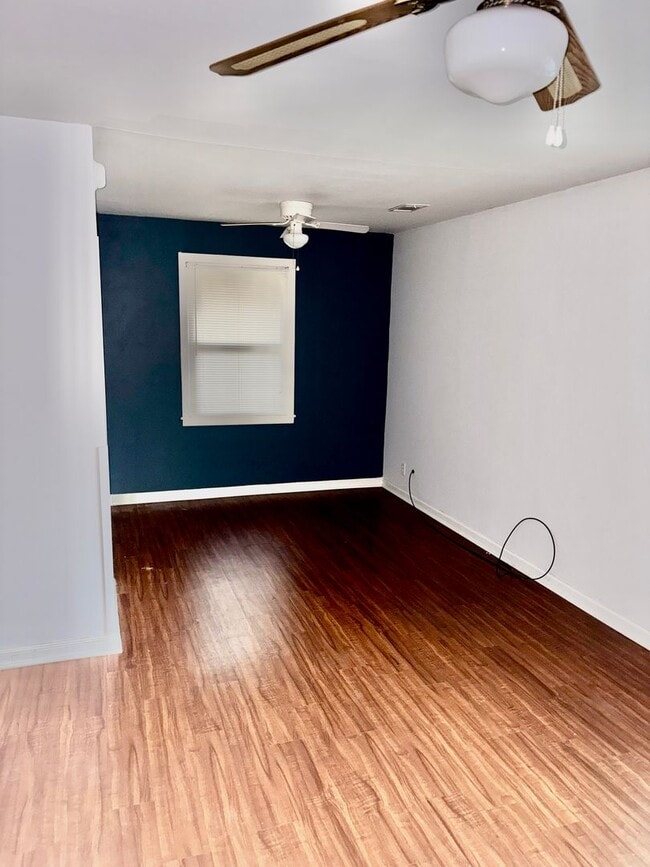 Foto del edificio - Close to Deans Bridge and Golden Camp