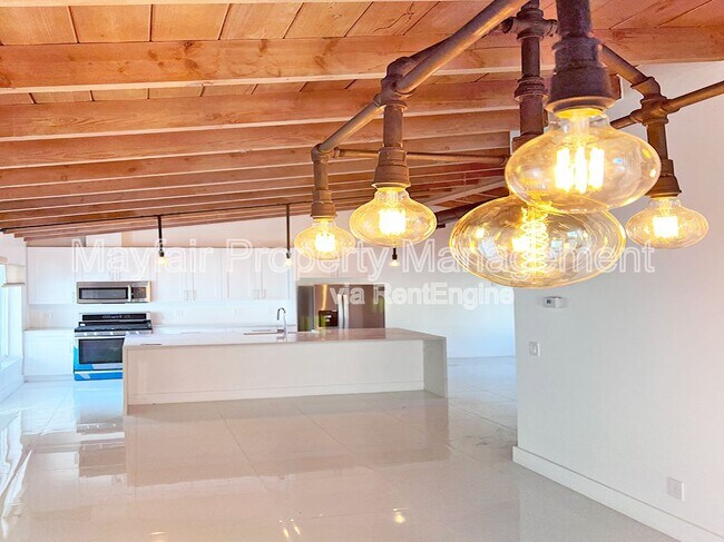 Foto del edificio - 1207 N 15th Ct