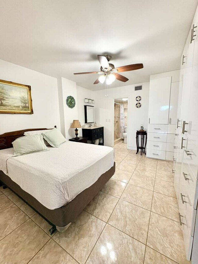 Foto del edificio - 20500 W Country Club Dr