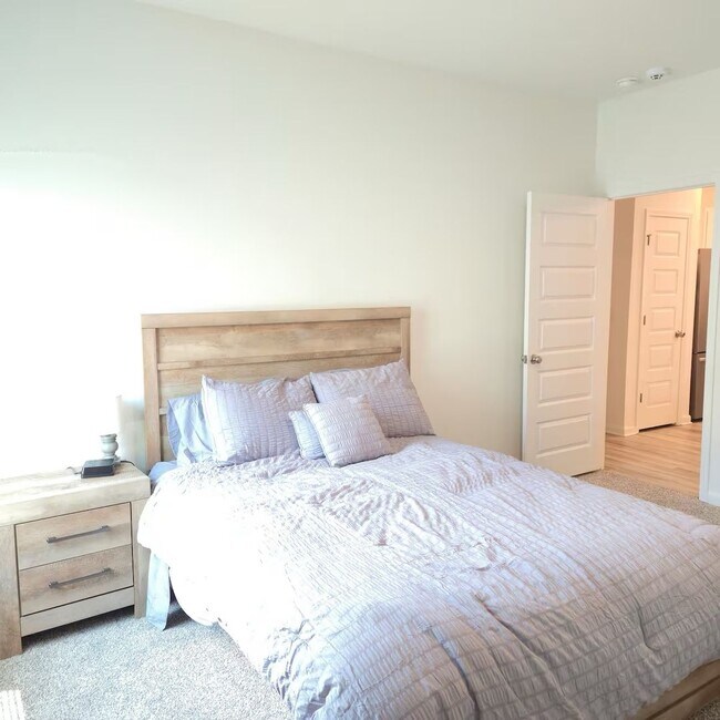 Building Photo - 42 Woodsorrel St