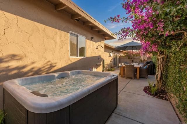 Building Photo - 219 24th St