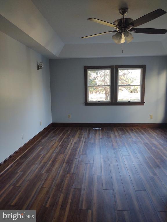 Foto del edificio - 25744 Whiskey Creek Rd