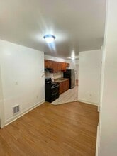 Building Photo - 1522 N Frazier St