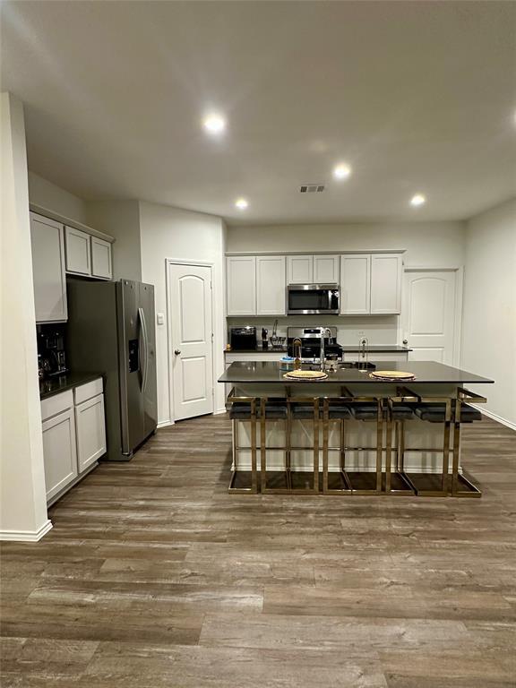 Building Photo - 807 Brazos Trl