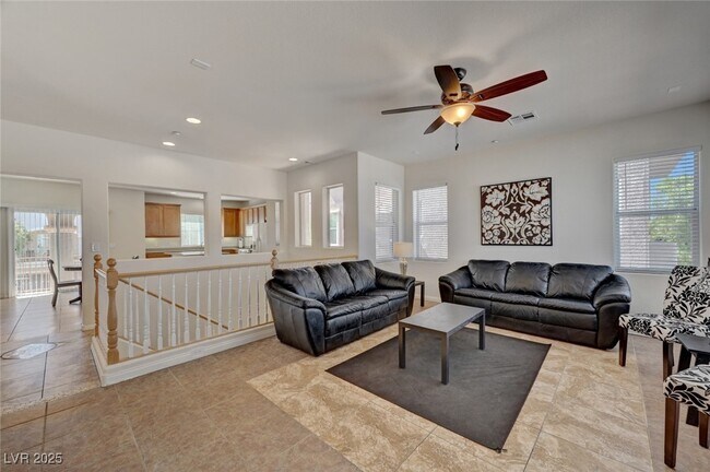 Foto del edificio - 6646 Colorado Spruce St