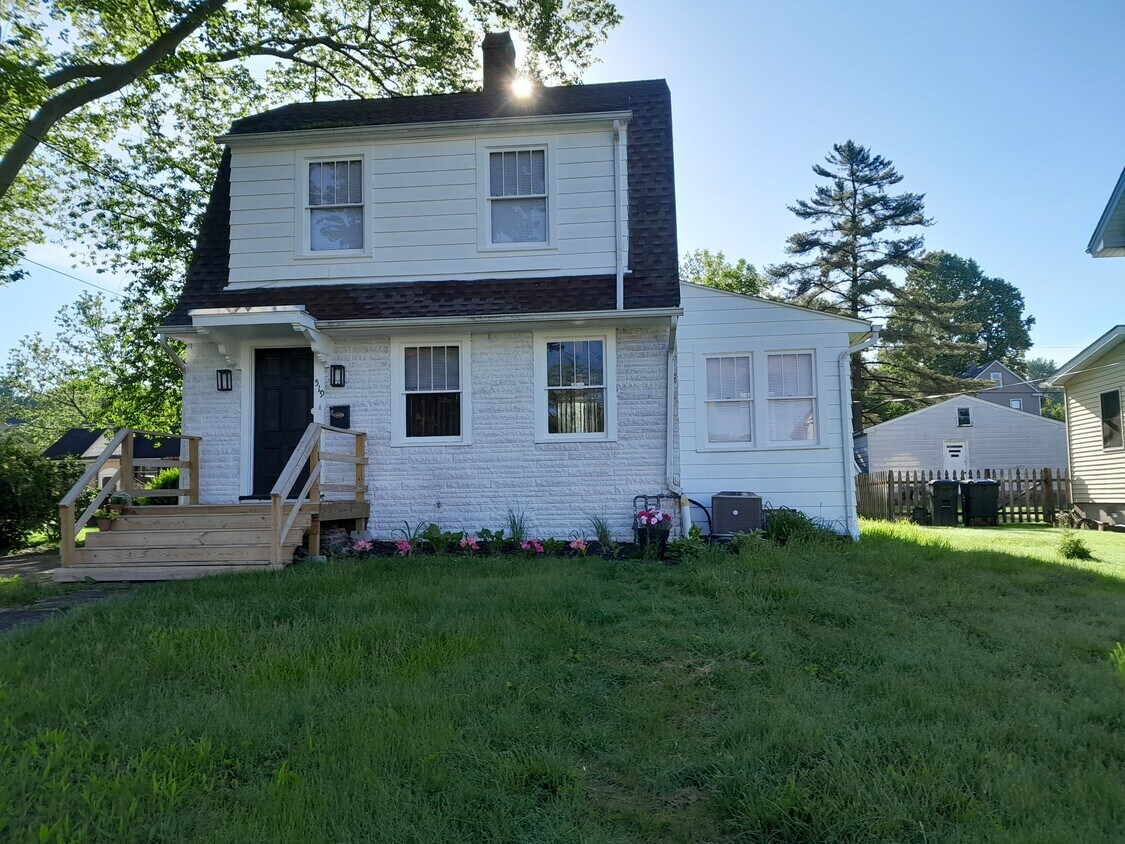 Foto principal - 519 Washington Ave
