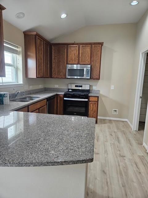 Foto del edificio - 24407 Lakecrest Town Dr