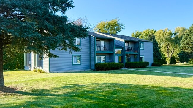 Building Photo - Elkhorn Village