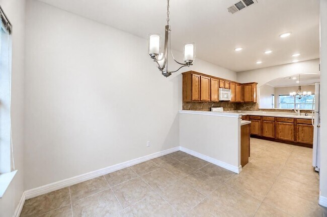 Foto del edificio - 1732 Amberwood Loop