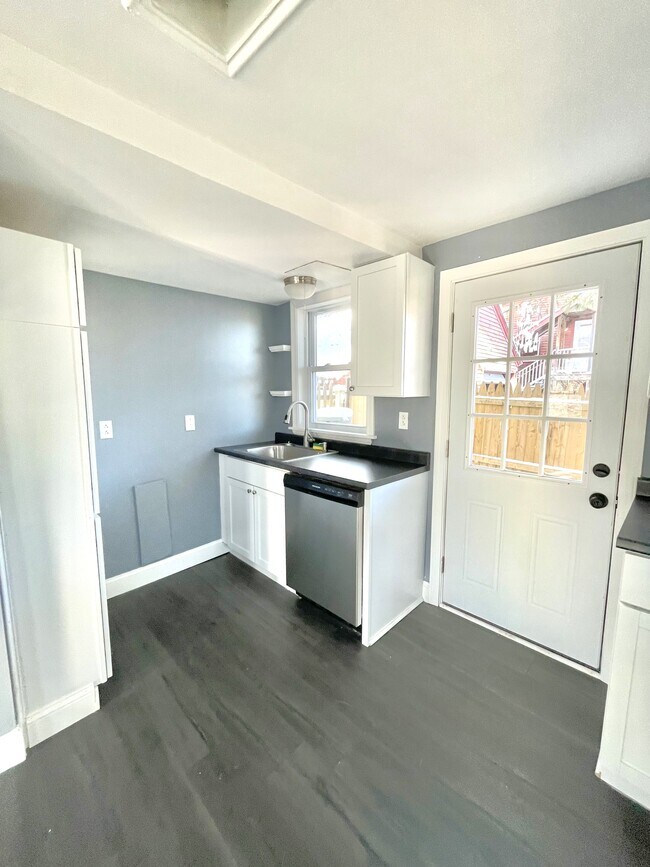 7 Gows Ln, Hallowell, ME 04347 House Rental in Hallowell, ME