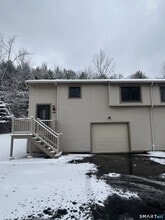 Building Photo - 33 Baxter Rd