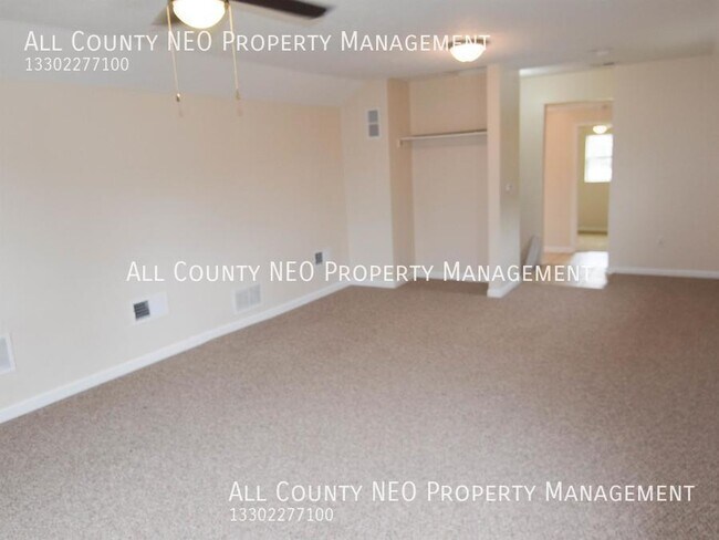Building Photo - Spacious 1 Bed, 1 Bath Apartment in Barber...