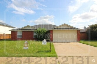 Building Photo - 1902 Basalt Dr