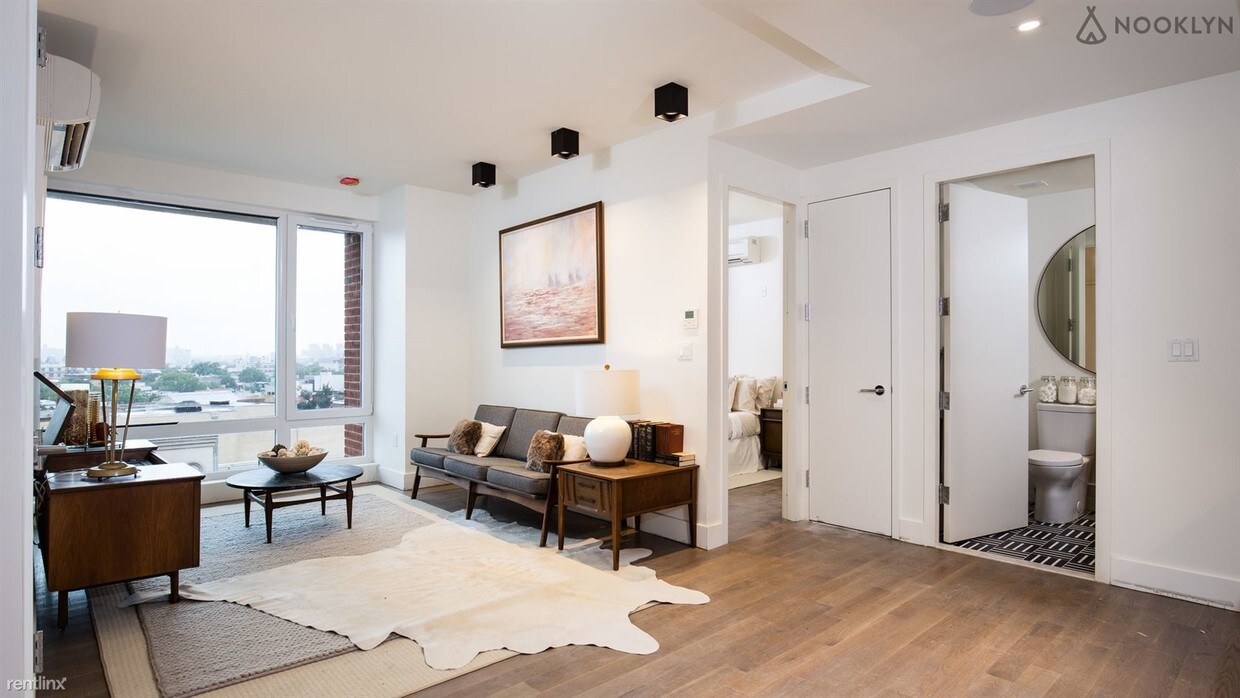 Foto principal - 1068 Fulton St