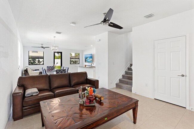 Foto del edificio - 3429 W 108th St