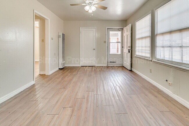 Foto del edificio - 532 E Indian Dr