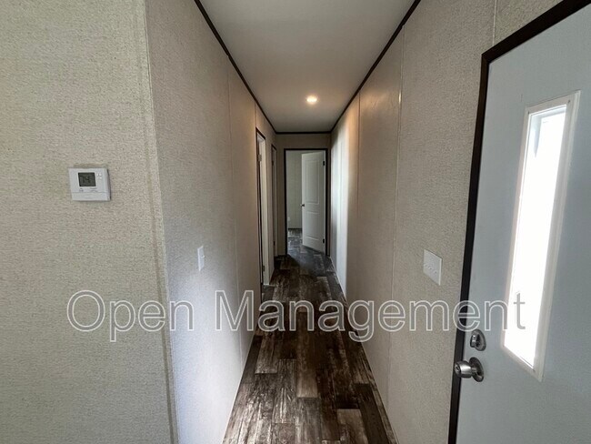 Foto del edificio - 17481 Orange Grove Rd