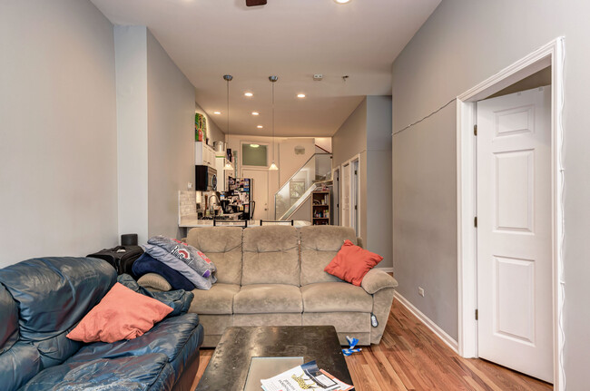 Foto del edificio - 1116 N Hermitage Ave