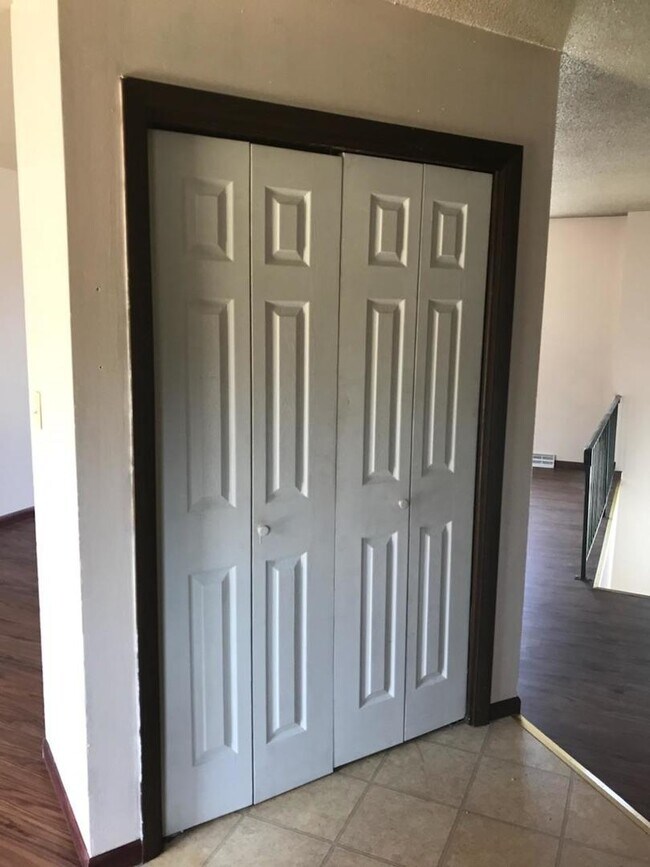 Foto del edificio - 1581 S Sonora Dr