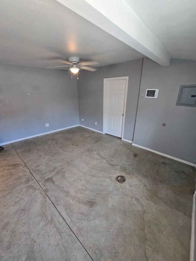 Building Photo - Normal Heights Recessed Studio w/ Solar + Private Gated Yard