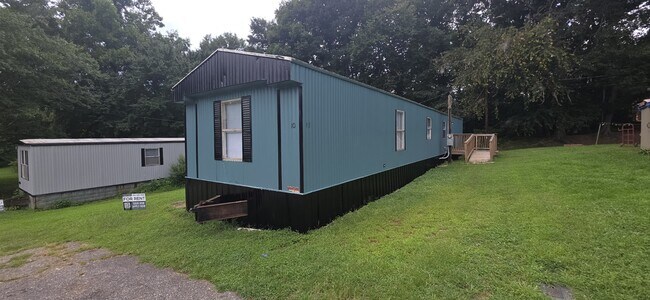 Foto del edificio - 8364 Cedar St