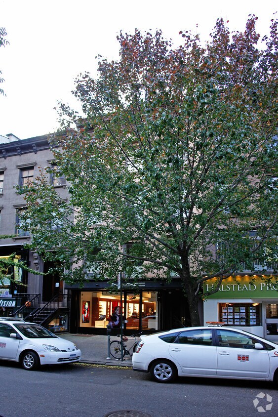 Foto del edificio - 152 Montague St