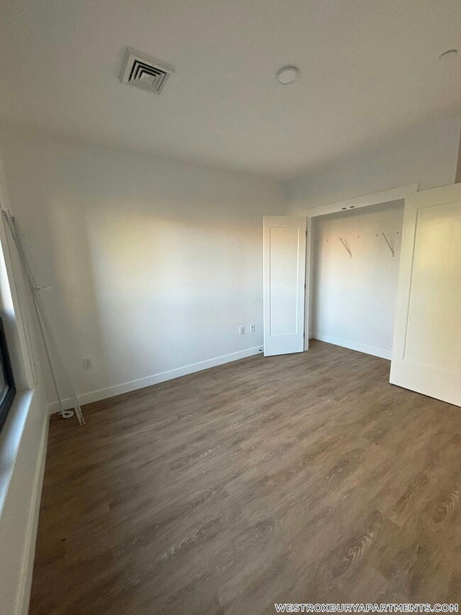 Building Photo - 199 Gardner St