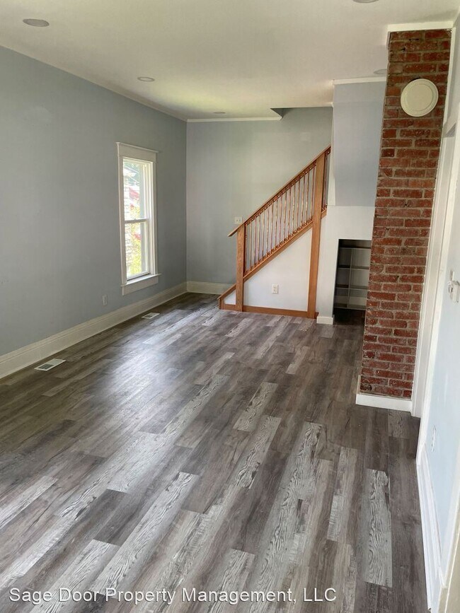 Building Photo - 3 br, 2.5 bath House - 3815 Smart Ave