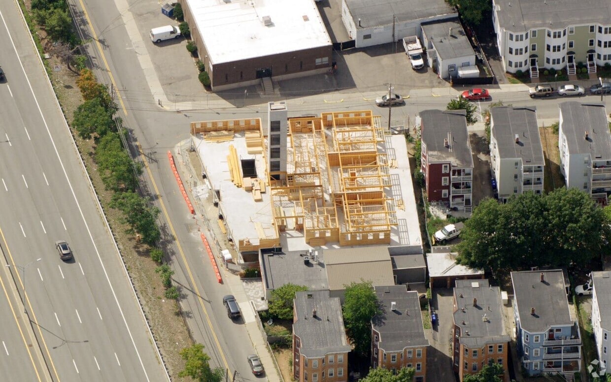 Aerial Photo - 100 Lincoln