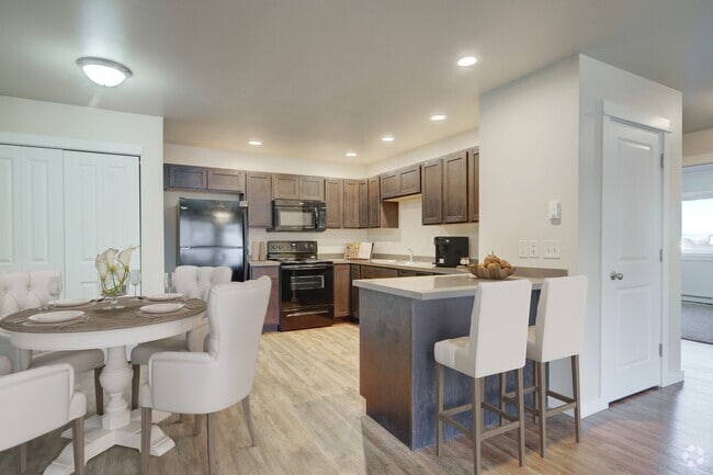Dining & Kitchen Area - Madison Park