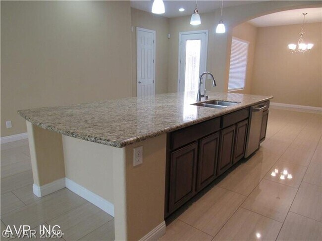 Building Photo - 4 br, 3 bath House - 8015 Slip Point Ave