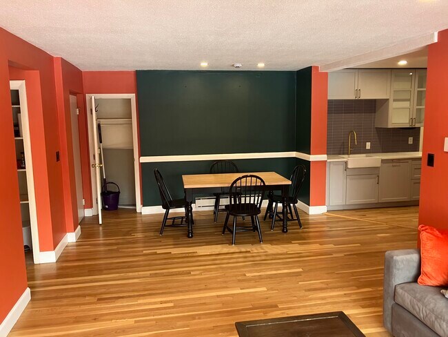 Foto del edificio - 505 Centre St