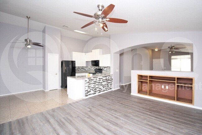 Building Photo - 3611 N 104th Dr