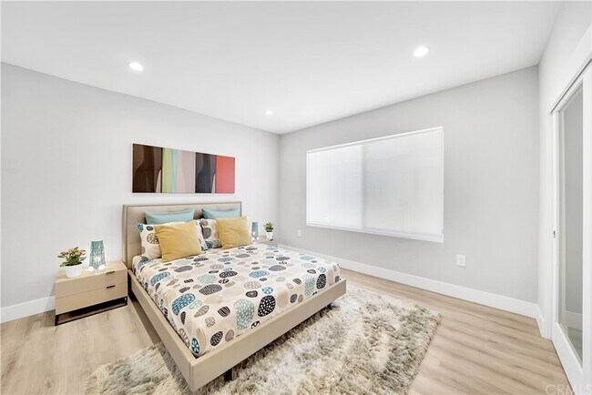 Dormitorio 2 - 4415 Exposition Blvd