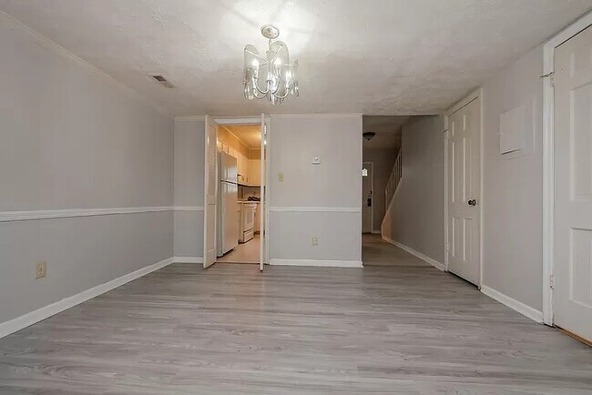 Building Photo - 6431 Stone Terrace